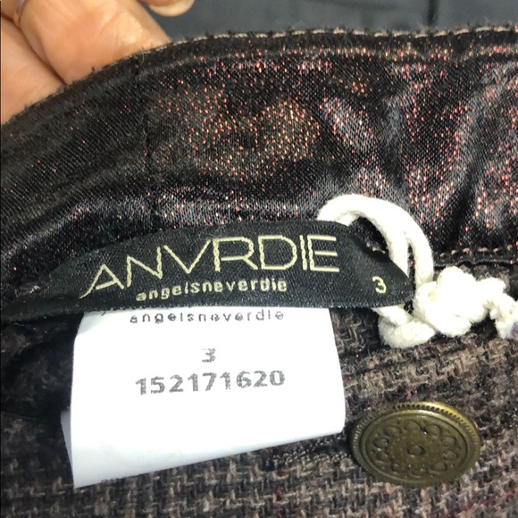 Pants - Picture 4 of 6